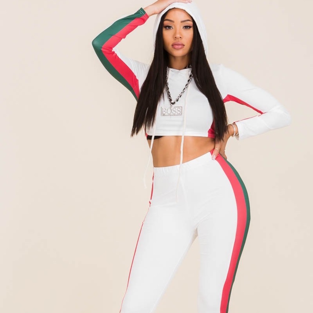 Dangerous Woman 2 Piece Set